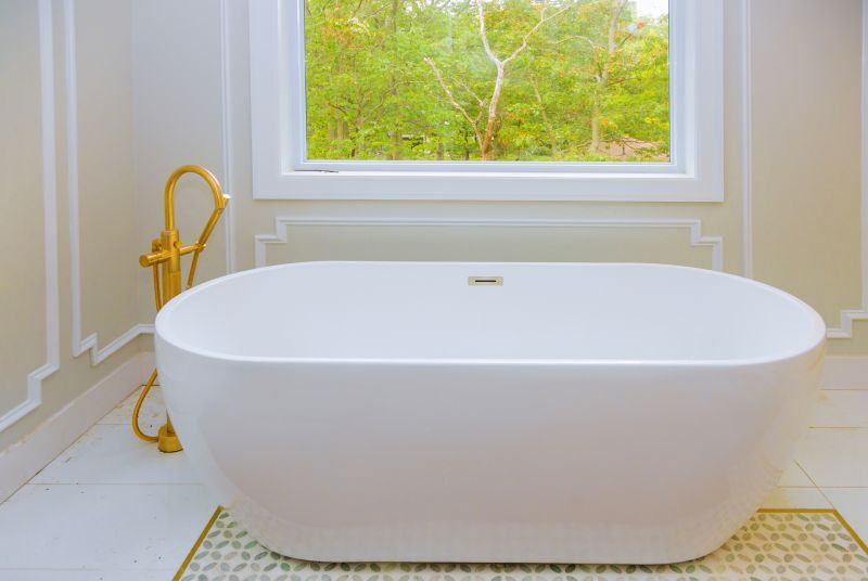 Luxurious Bathtubs